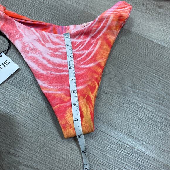 NWT Skatie Swimwear Bikini Set Two Piece Women's M/L - Picture 10 of 10